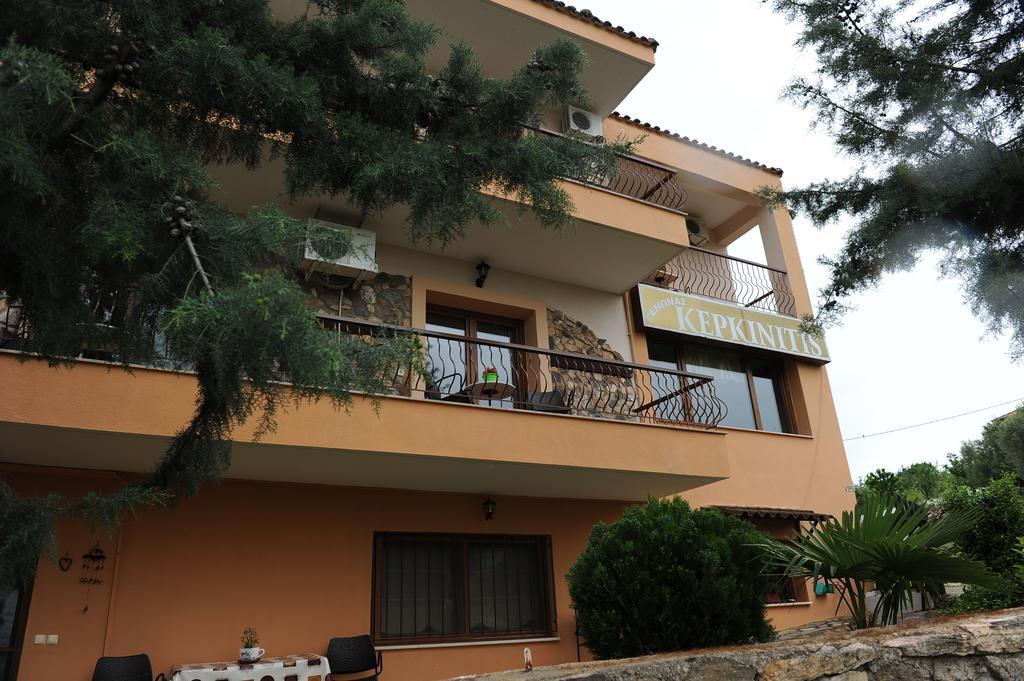 Guesthouse Kerkinitis Lithotopos Exterior photo